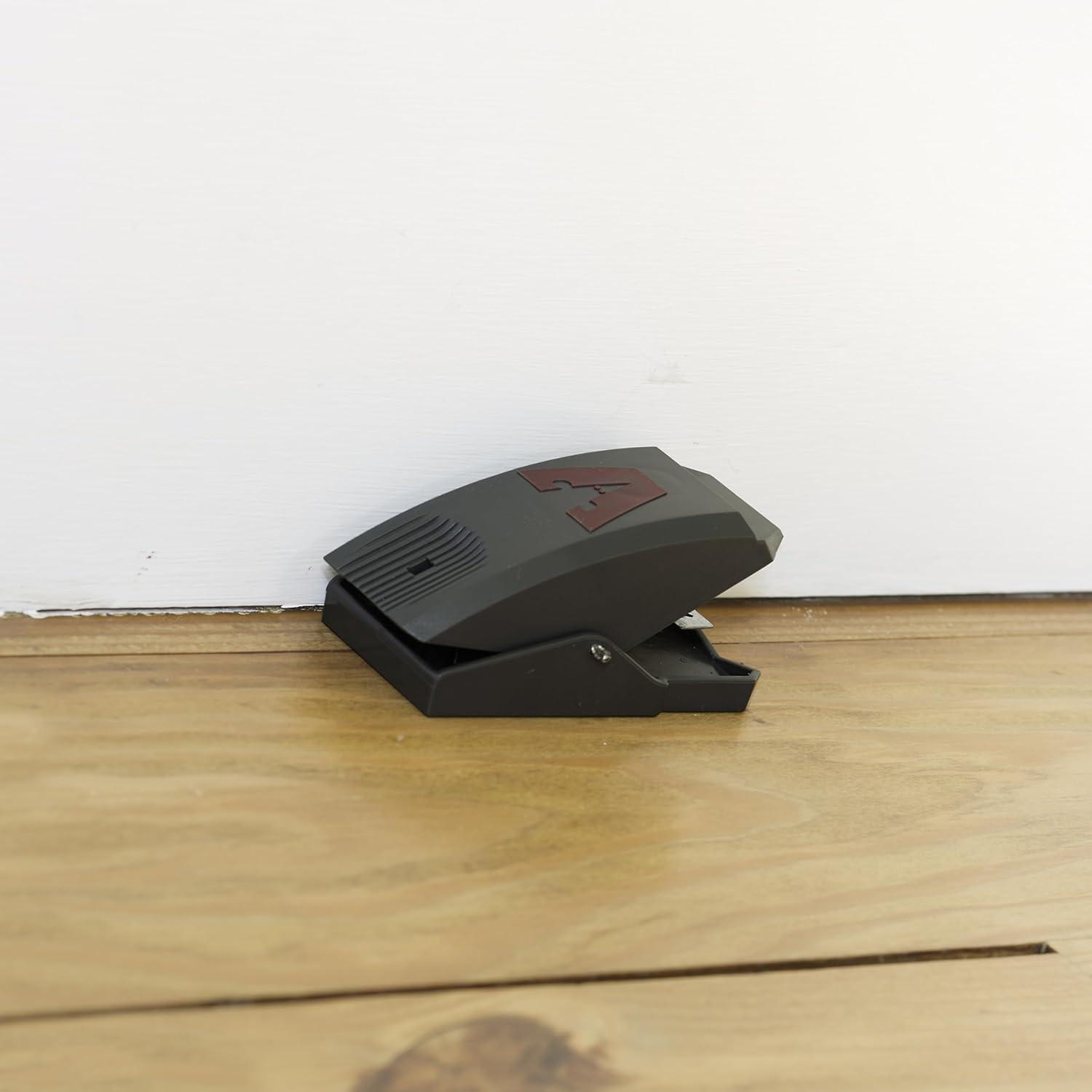 imageVictor M137B QuickSet Effective Mouse Trap and Killer 2 Reusable Instant Kill Mouse Traps